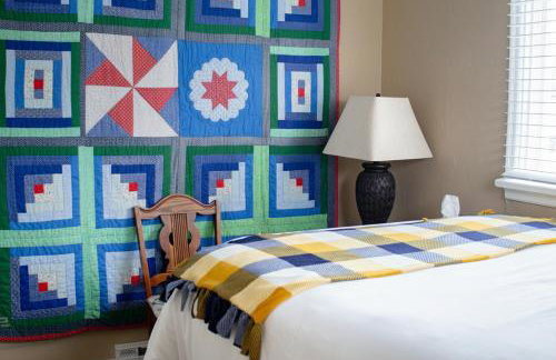 Our Little Yellow House - Foto 14