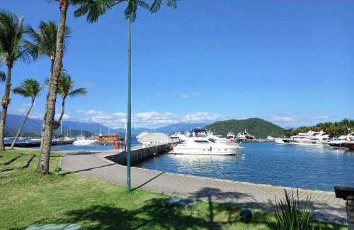 Casa especial com piscina e jardim - Foto 42