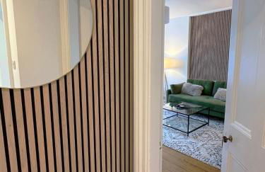 1 Bed / 1 Sofa Bed 'Scandi' Style Ground Floor Apartment - Foto 13