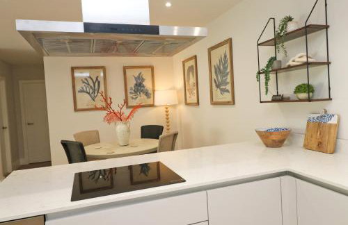 Fifty Steps from the beach! - Foto 6