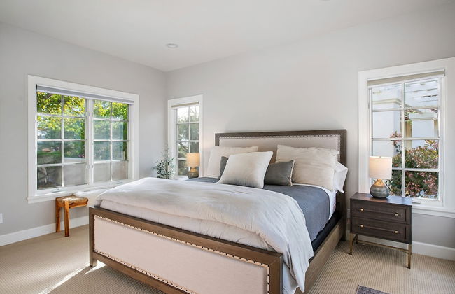 Wellsona Vineyard Retreat Pool Hot Tub Views Main Home Guest Home - Photo 21