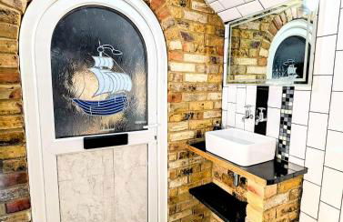 Ramsgate Seafront Apartment with Jacuzzi Bath & Pool Table - Foto 7