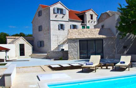 Villa Komelo - Foto 1
