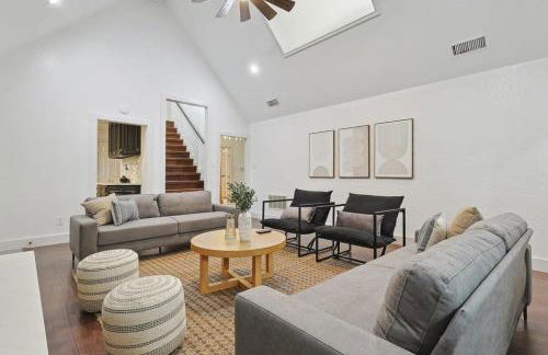 Best of Carrollton - Luxury Pool Hot tub Games - Foto 8