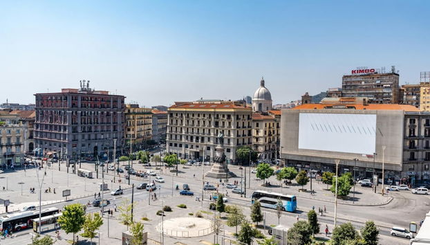 Piazza Garibaldi 39 in Naples - Foto 2, Habitación