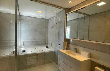 Sobrado com piscina, banheira e garagem coberta. - Foto 30