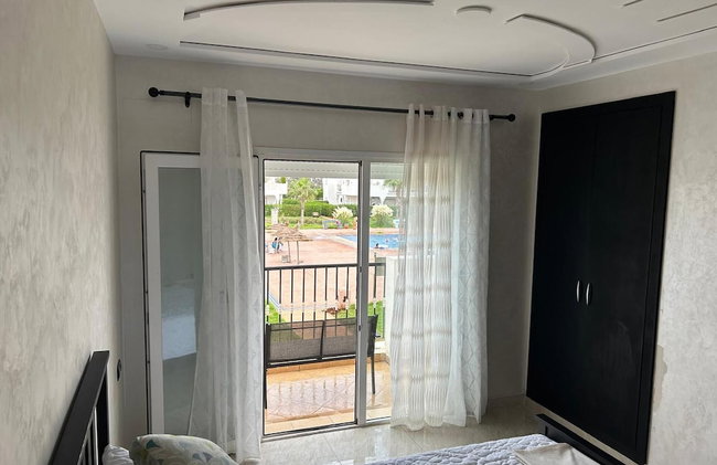 2 Bed Flat - Sleeps 5 - Pets - Pool - Parking - Foto 3