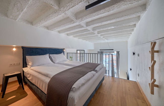 Queen Barbora Central Lofts - Photo 4