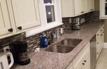 Middletown Centenarian 4 Bed 2 Bath Sleeps 12 - Foto 26