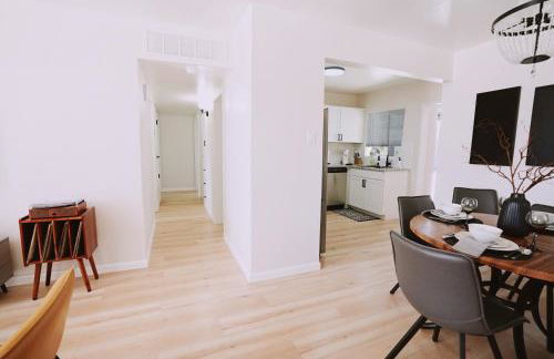 The White House, A Unique ABQ Stay in Central Location near Uptown - Foto 79