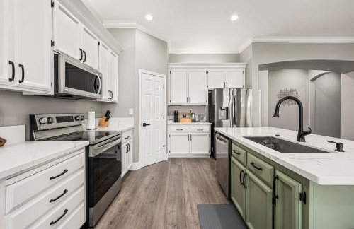 Modern & Comfortable with Luxury Master Suite - Foto 25