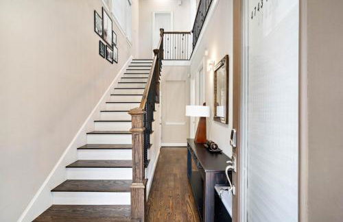 Modern Loft Unit with Patio at the Galleria - Foto 32