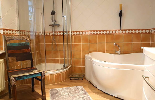 Wellness & Comfort Retreat - Photo 12