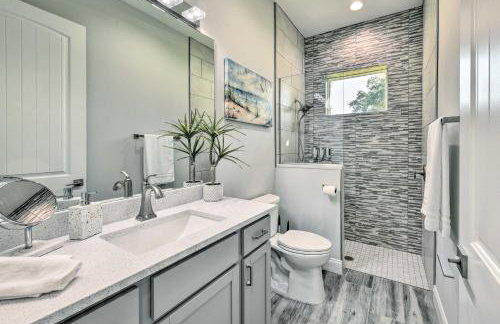 Beautiful Getaway about 4 Miles to Venice Beach! - Foto 19