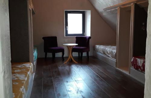 Maison avec jardin, piscine chauffée et baignade à proximité - Le Menoux - FR-1-591-234 - Foto 21