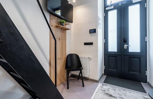 HONEST Karlín - Foto 14