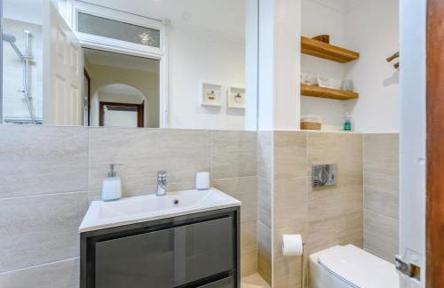 1 Bed in Lymington oc-79332 - Photo 3