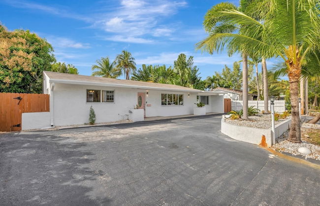 Poolside Paradise Dock & Pool! - Foto 45