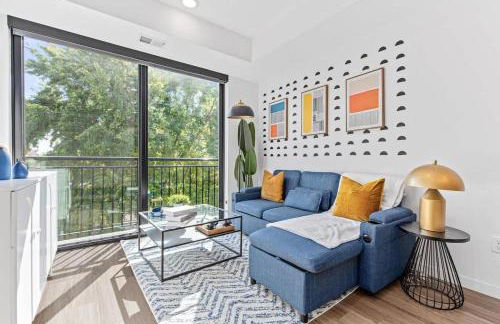 Luxury 1BD Gym Rooftop Street Parking by DT UMN - Foto 1