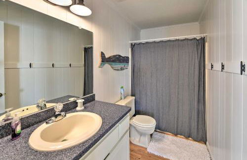 Waterfront Harkers Island Home Sunset View and Dock - Foto 18