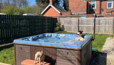 Stylish 3 Bed Home Near Newcastle & Sunderland Free Parking Sleeps 6 - Foto 2, Garden