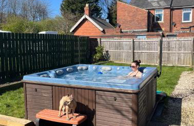 Stylish 3 Bed Home Near Newcastle & Sunderland Free Parking Sleeps 6 - Foto 2