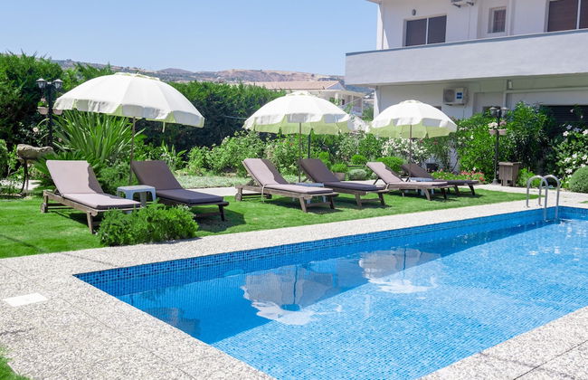 Apartment in Arkadi with swimming pool - Photo 15