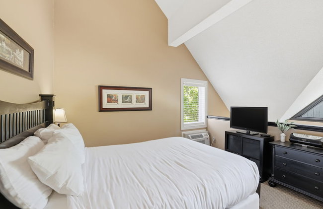 North Creek Condos - Photo 64