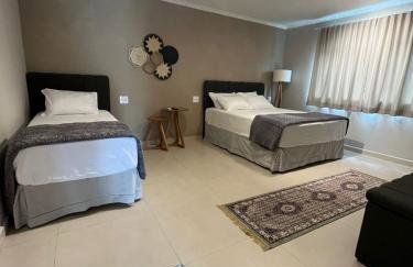 Mansão Por do Sol - Piscina Spa Sauna Centro - Foto 47