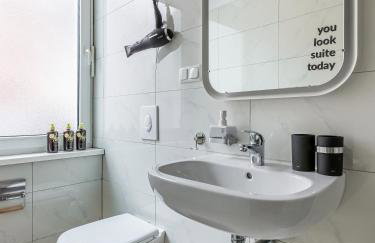 Apartments Berlin Aroser Allee - Foto 29