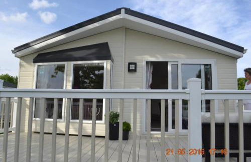 Haggerston Lola the Lodge and Betty the Van - Foto 7