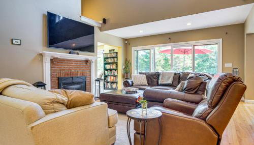 3 Mi to Megansett Beach Home with Pool and Game Room - Foto 5