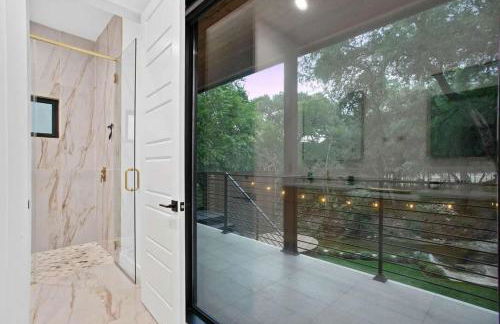 Full Duplex ATX Modern Creekside Retreat 2 Pools - Foto 43