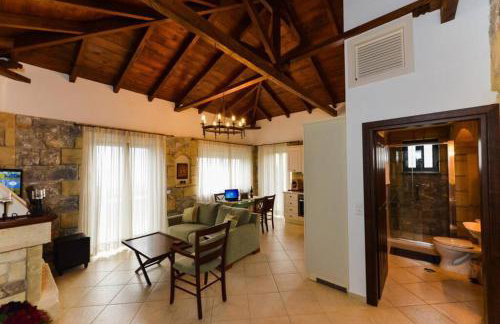 Luxury Villa Nefeli in Stoupa, Private Pool & BBQ - Foto 42