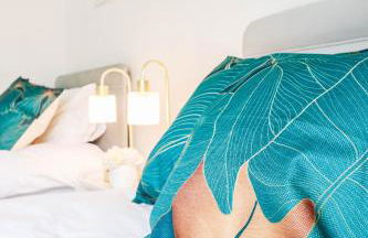 Spacious 4-Bed Home, Perfect Stay with Free WiFi - Foto 73