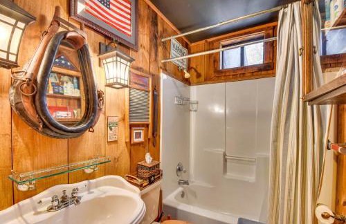 Rustic Cabin with Porches 8 Mi to Tallulah Gorge! - Photo 19