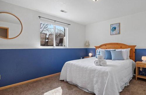 Stylish 5 BR- LG Fenced Backyard and Playground - Foto 4