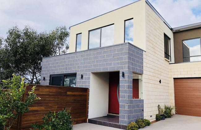 Apollo Bay Seal Apartments - Photo 43