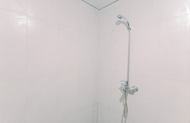 Homey And Minimalist 1Br Royal Sentul Park Apartment - Photo 11