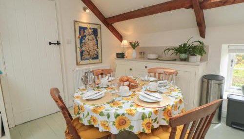 The Burrows - Photo 5