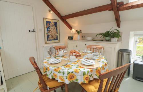 The Burrows - Photo 5