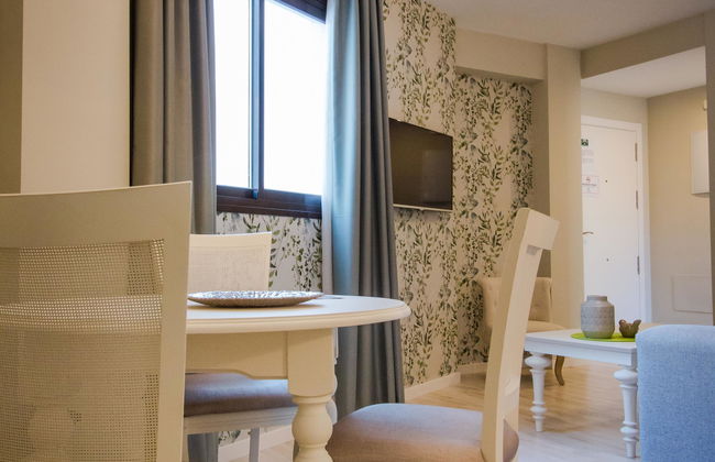 1 bed Superior Holidays2Malaga - Photo 7