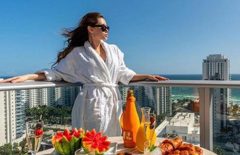 2BR Ocean Penthouse - Private Terrace & Hot Tub - Foto 4