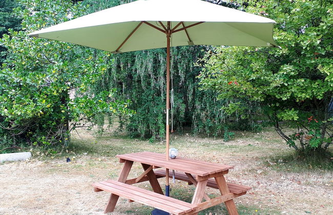 East Wing Apartment - Foto 32