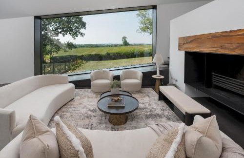 Pass the Keys Bond-villain Style Home with Panoramic Views - Foto 37