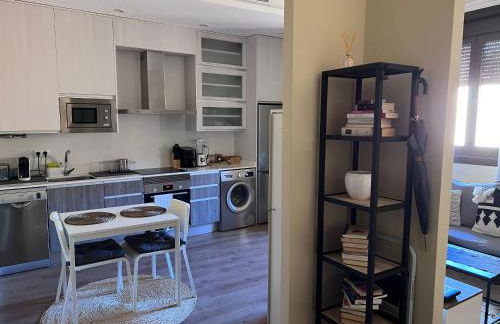 Apartment in monumental square Madrid Center - Photo 7