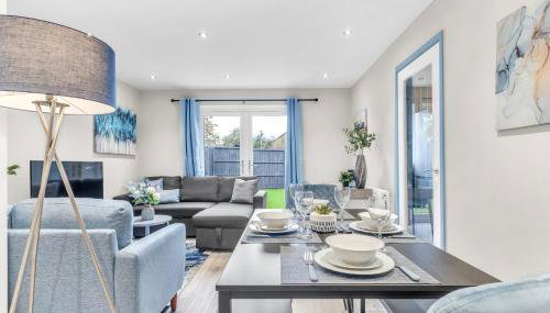 MK 2-Bedroom Contractor's Gem, 5 beds, sleeps 6, free parking - Foto 2