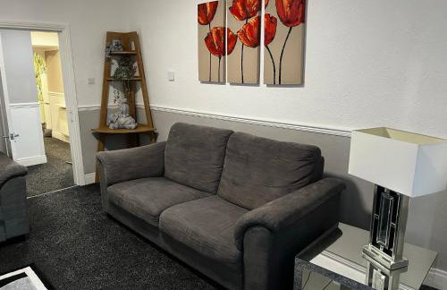 Levy Nook House 1 bed apartment 5 minute walk to Stockton town centre & Free Parking - Foto 14