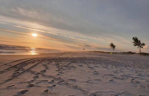 Pé na areia, água de coco, mar! - Foto 62