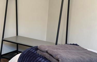 W9 Gem Stylish 2 Bed Flat - Photo 32